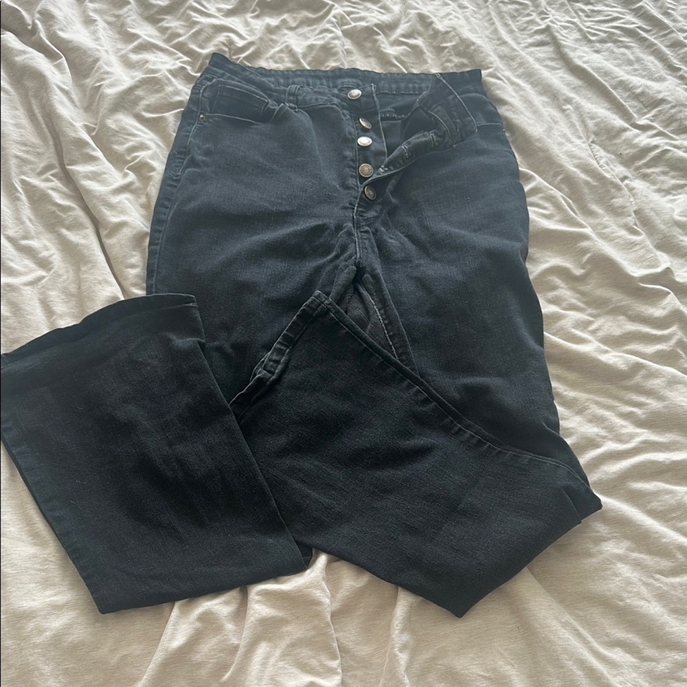 Black High Rise Jeans with Classic Denim Texture